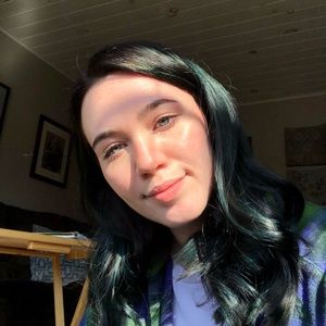 Meet your Posher, Madeline